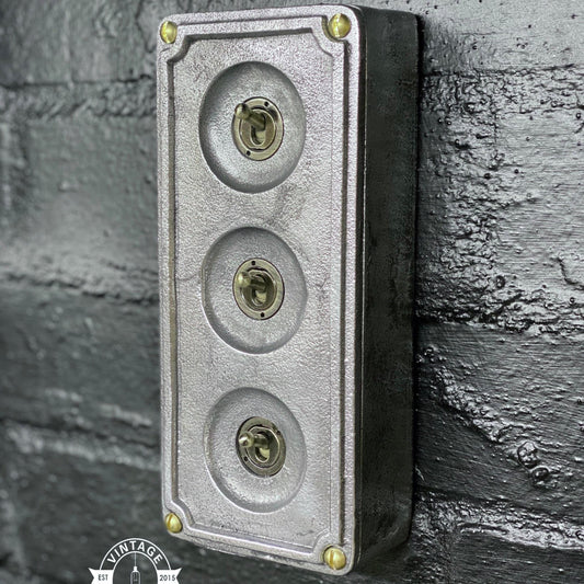 3 Gang 2 Way Solid Cast Metal Surface Mounting Conduit Light Switch Industrial - BS EN Approved Vintage 1950’s Britmac Style
