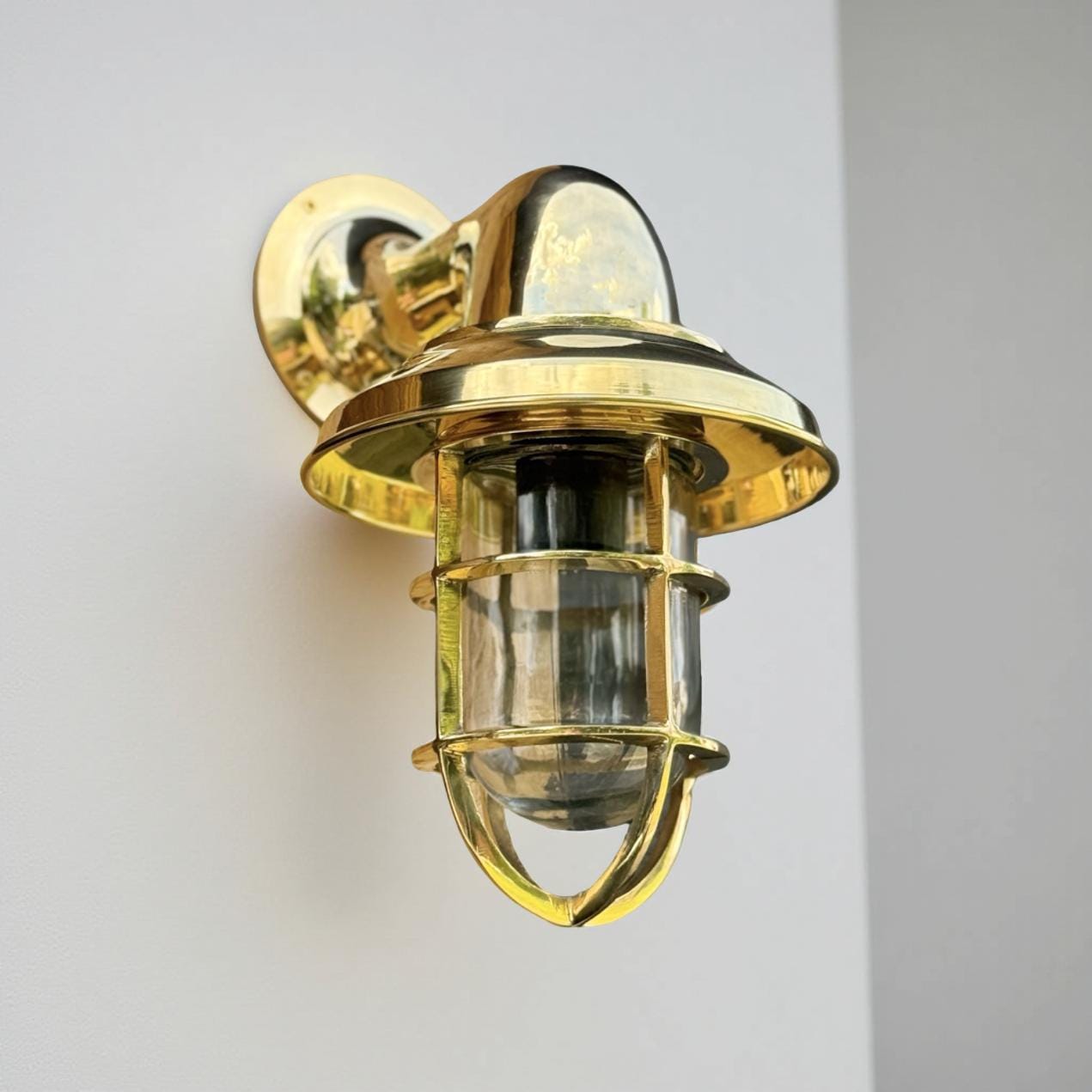 Wells ~ Solid Brass Bulkhead Outdoor \u0026 Bathroom Wall Light – Vintage- Electrical, image size:1271x1271