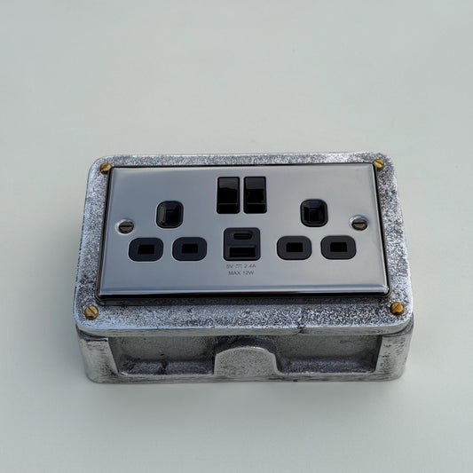 Black Nickel Double Switched 13A Power Socket 230V 13A 2 Gang 2G Solid Cast Metal Conduit Switch Industrial