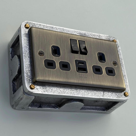 Antique Brass Double Switched 13A Power Socket 230V 13A 2 Gang 2G Solid Cast Metal Conduit Industrial