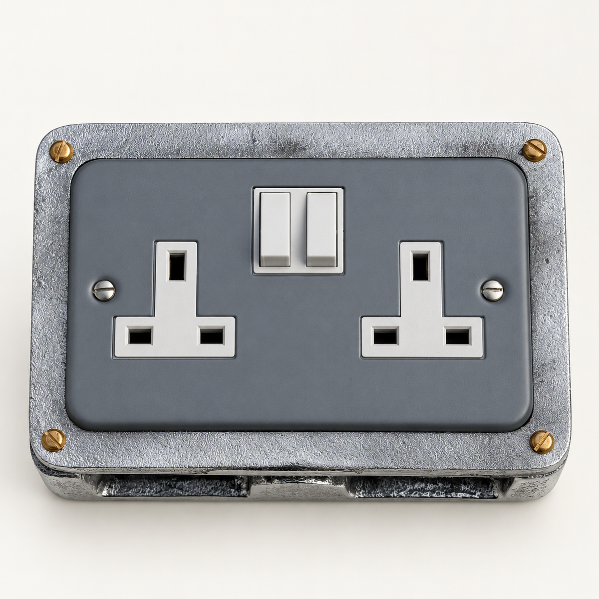 Grey Metal Clad Double Switched 13A Power Socket 230V Industrial Conduit