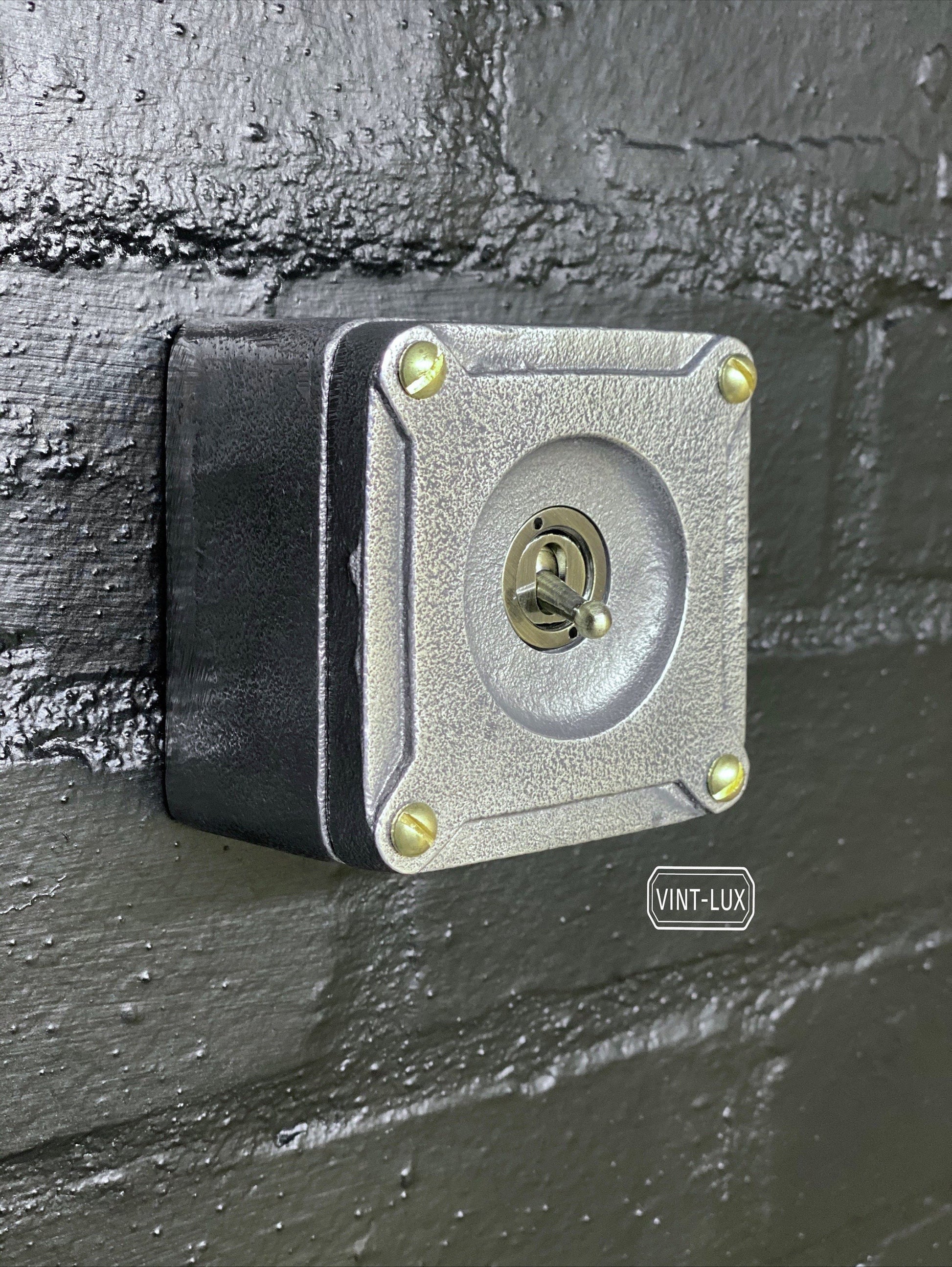 Single Gang 2 Way Conduit Surface Mounting Light Switch Solid Cast Metal Industrial ~ BS EN Approved Vintage Britmac Style