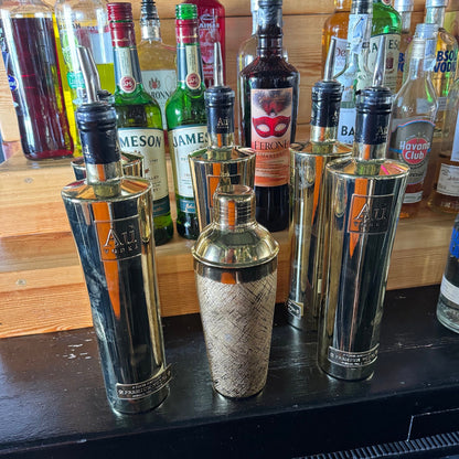 Vintage Cocktail Shaker / Martini Shaker / Vintage Cocktail Shaker / Vintage Barware