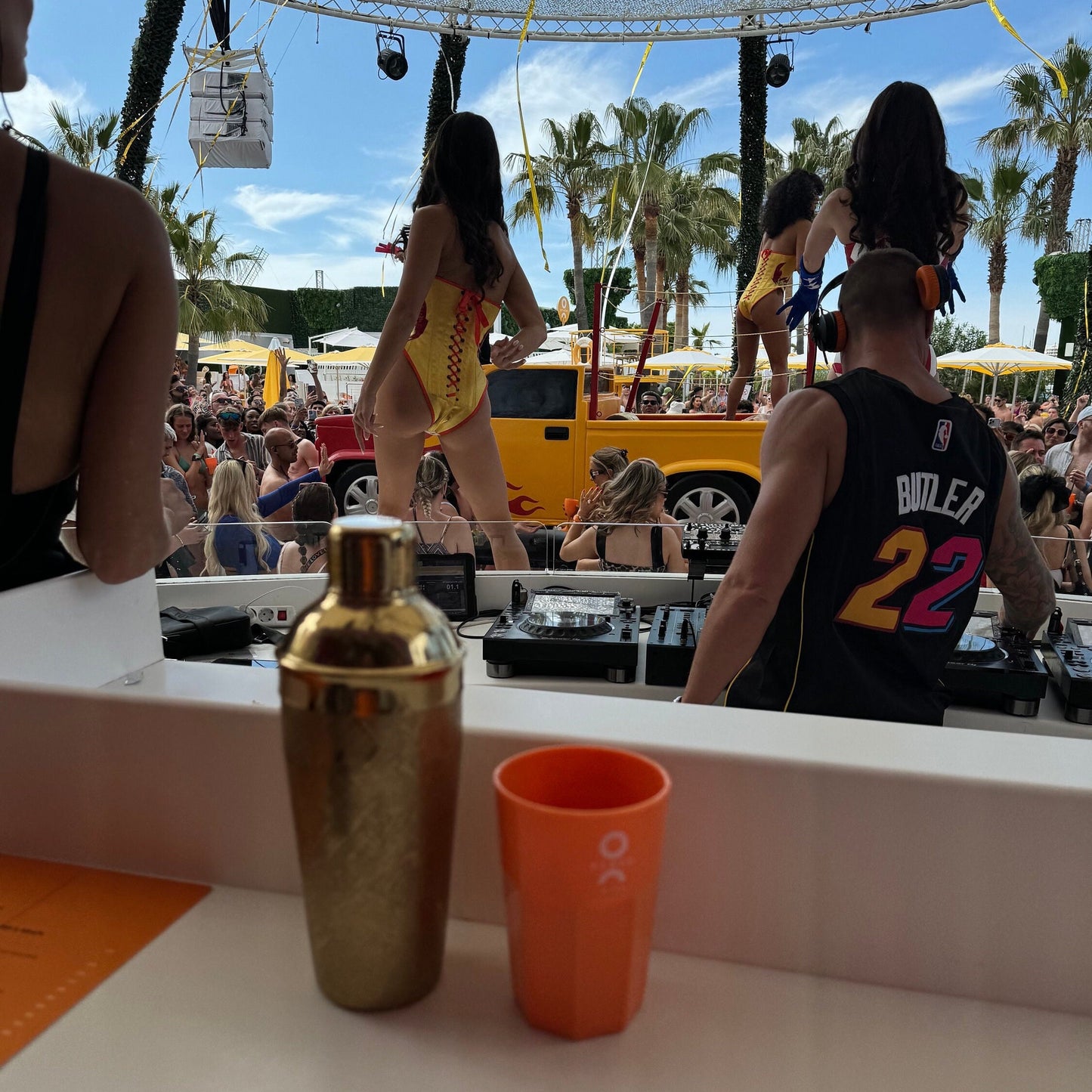 Vintage Cocktail Shaker / Martini Shaker / Vintage Cocktail Shaker / Vintage Barware