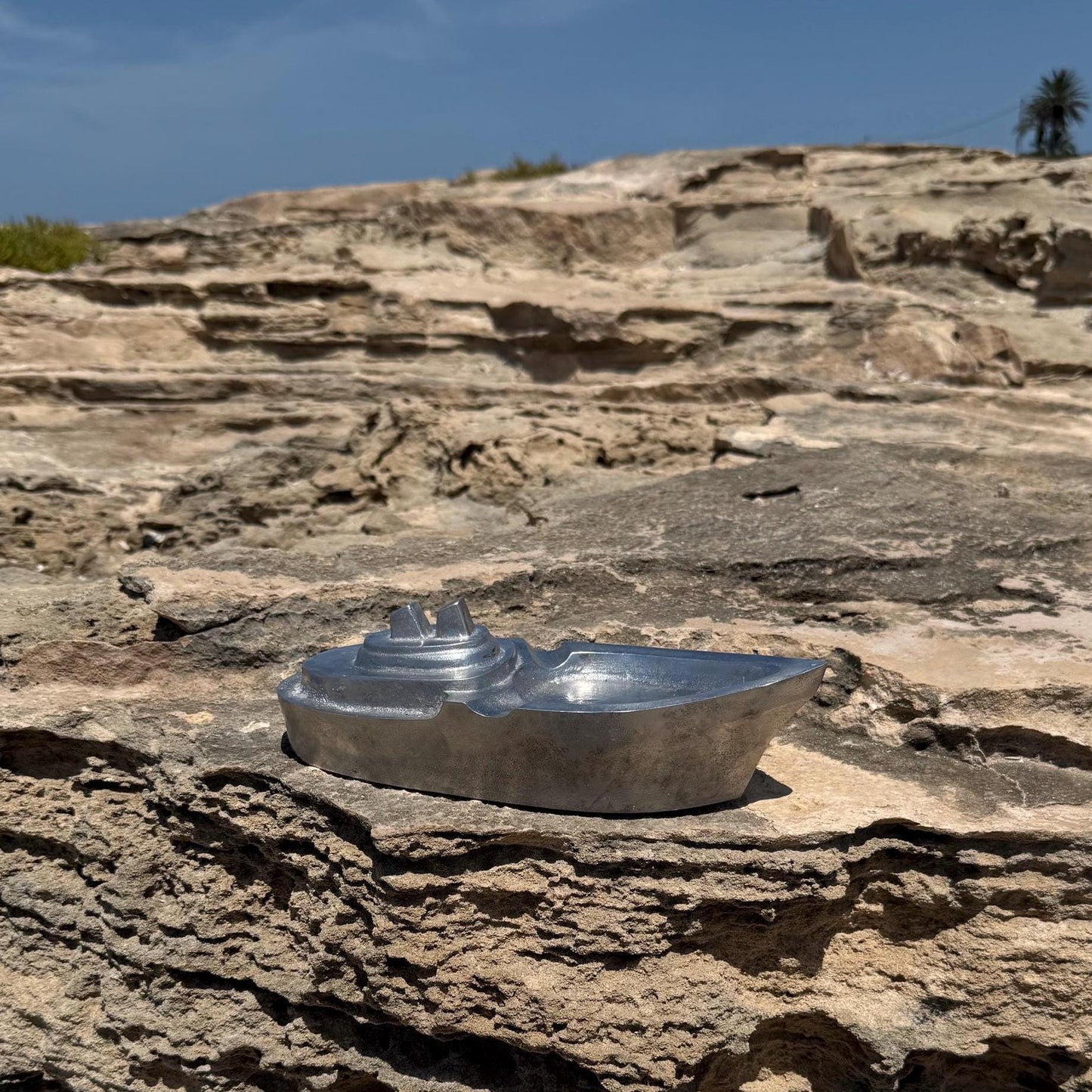 Boat Ocean Yacht Liner Polished Handcrafted Cast Aluminium Ashtray - Nautical Vintage Style Navy Cigar Holder Ashtray - Heavy Cigarette tray