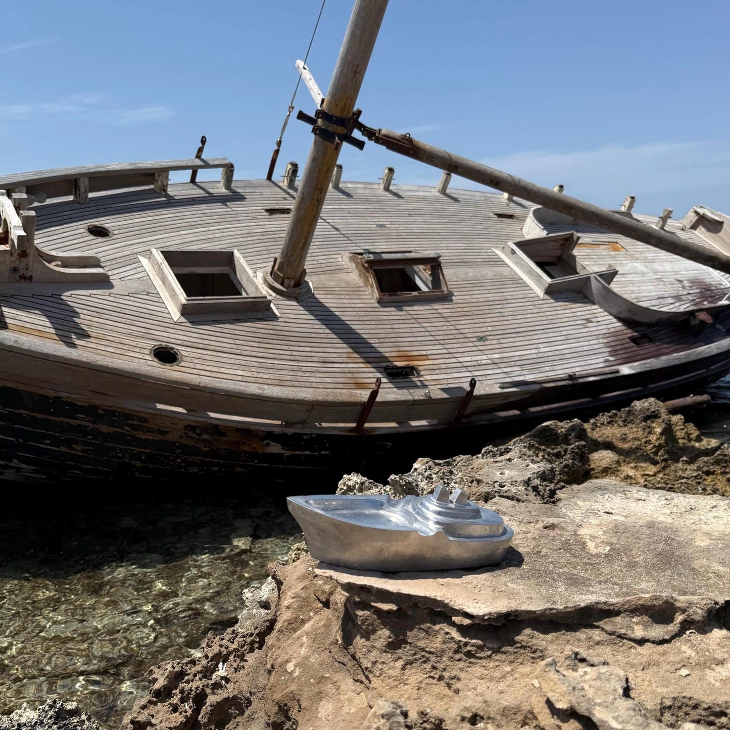 Boat Ocean Yacht Liner Polished Handcrafted Cast Aluminium Ashtray - Nautical Vintage Style Navy Cigar Holder Ashtray - Heavy Cigarette tray