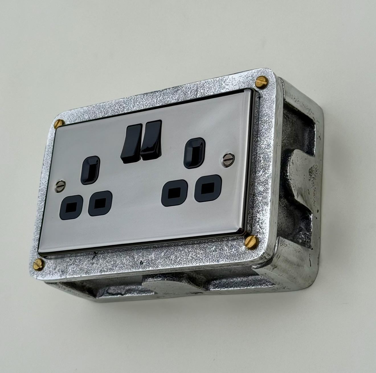 Double Mirror FinishDouble Switched 13A Power Socket 230V 2 Gang 2G Socket Cast Metal Conduit Switch Industrial - BS EN Approved Vintage