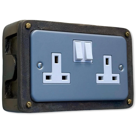 Grey Metal Clad Double Switched 13A Power Socket 230V 2 Gang 2G Socket Antique Brass Conduit Switch Industrial