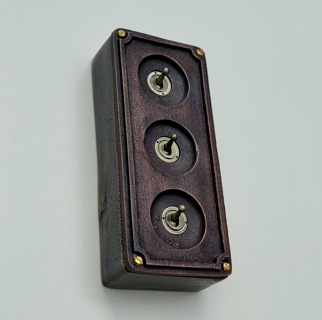 3 Gang Solid Cast Antique Copper Metal Conduit Light Switch Industrial 2 Way - BS EN Approved Vintage Crabtree 1950’s Style