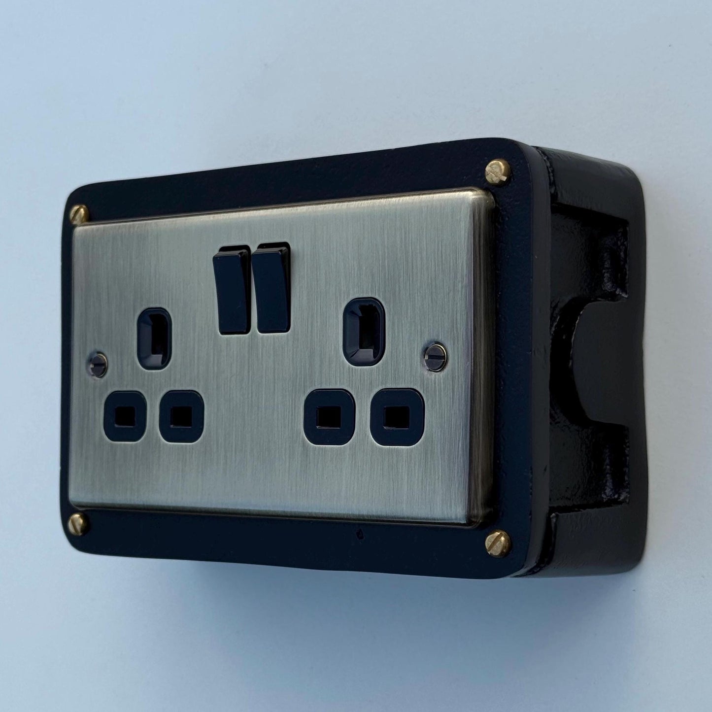 Black Double Switched Antique Brass 13A Power Socket 230V 13A 2 Gang 2G Solid Cast Metal Conduit Switch Industrial - BS EN Approved