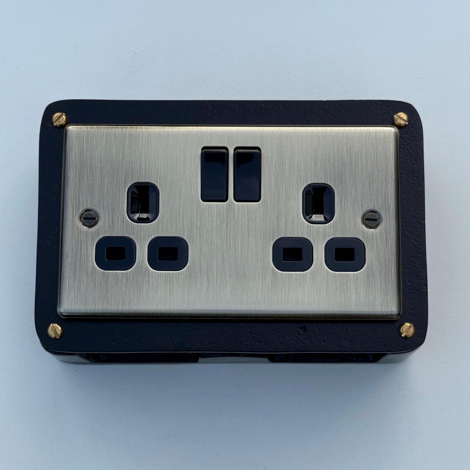 Black Double Switched Antique Brass 13A Power Socket 230V 13A 2 Gang 2G Solid Cast Metal Conduit Switch Industrial - BS EN Approved