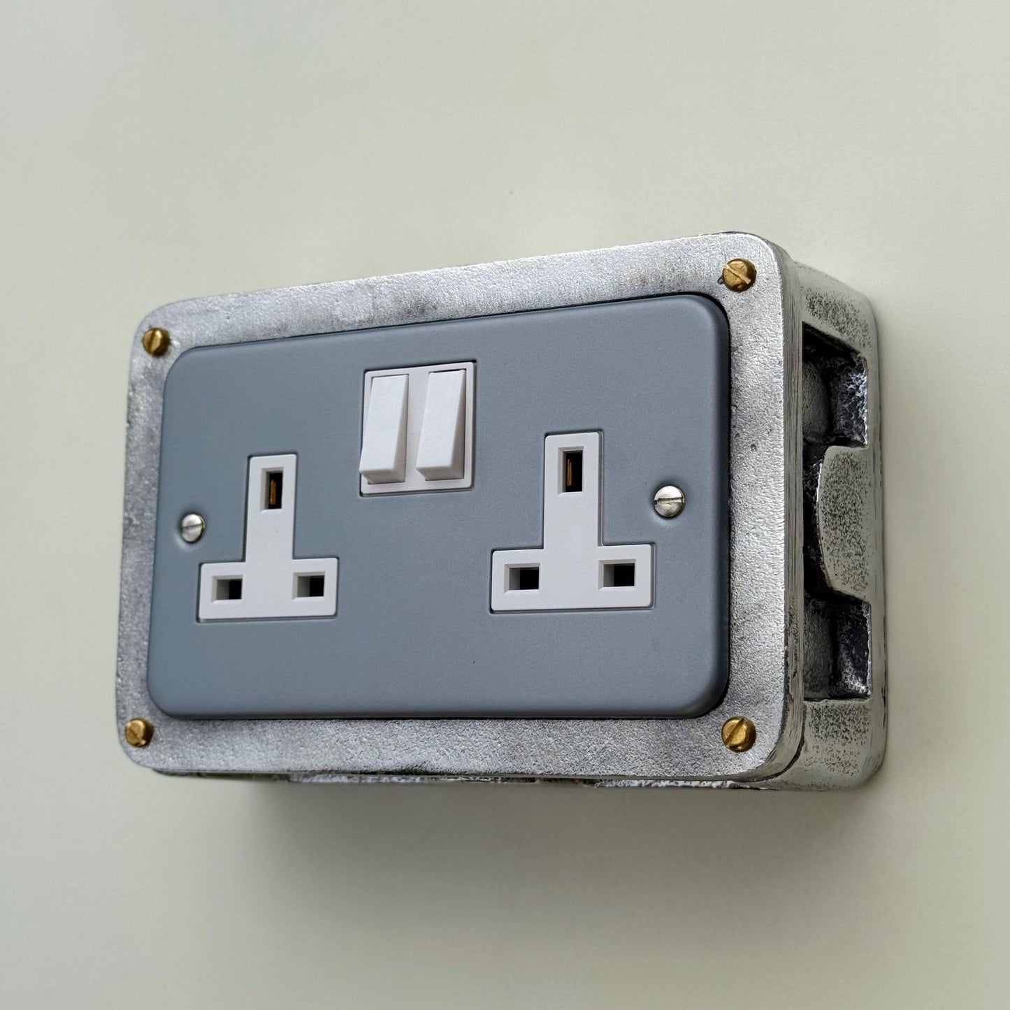 Grey Metal Clad Double Switched 13A Power Socket 230V 2 Gang 2G Socket Cast Metal Conduit Switch Industrial - BS EN Approved Vintage