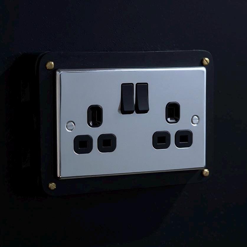 Black Double Switched Mirror Finish Power Socket 230V 2 Gang Solid Cast Metal Conduit Switch