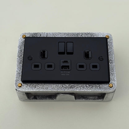 Matt Black Double Switched Solid Cast Metal Conduit 2-Gang Socket + 2 Outlet Type A & C USB Charger