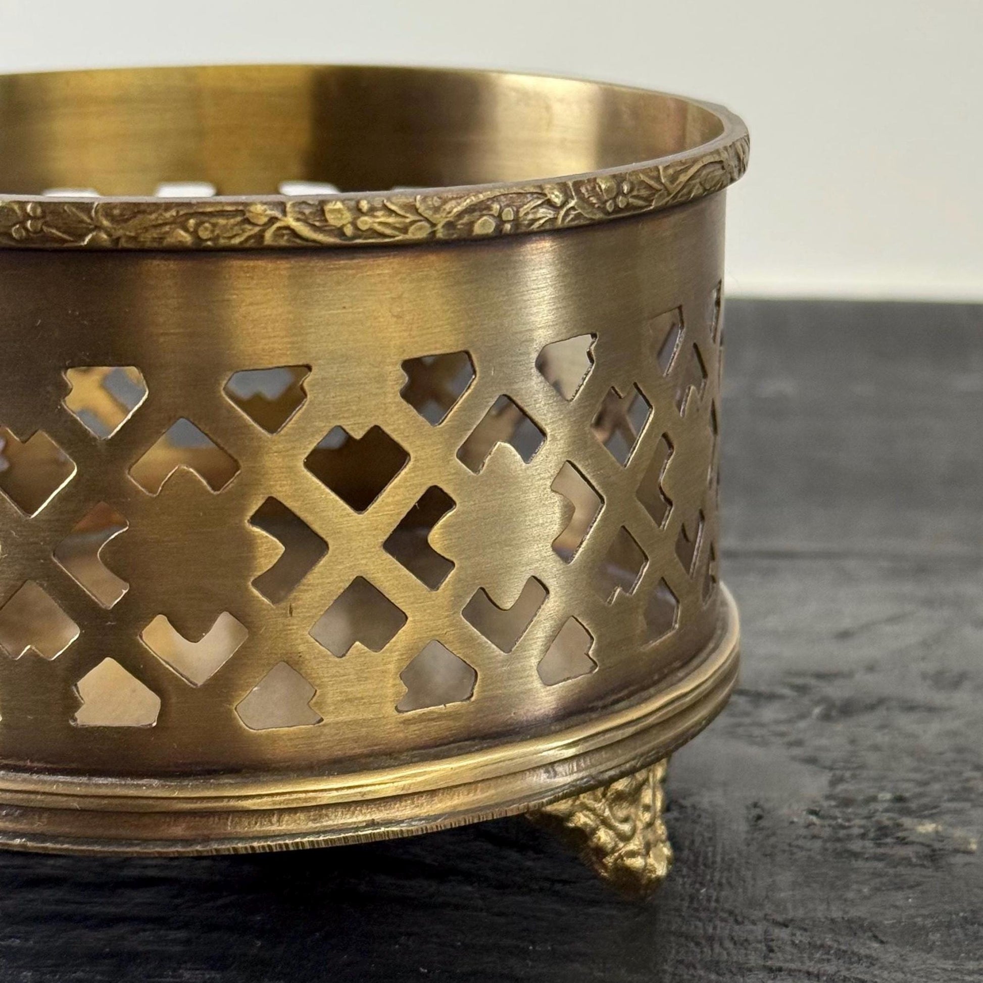 Luxury Vintage Antique Brass Wine Holder Ornante Bottle Stand Barware