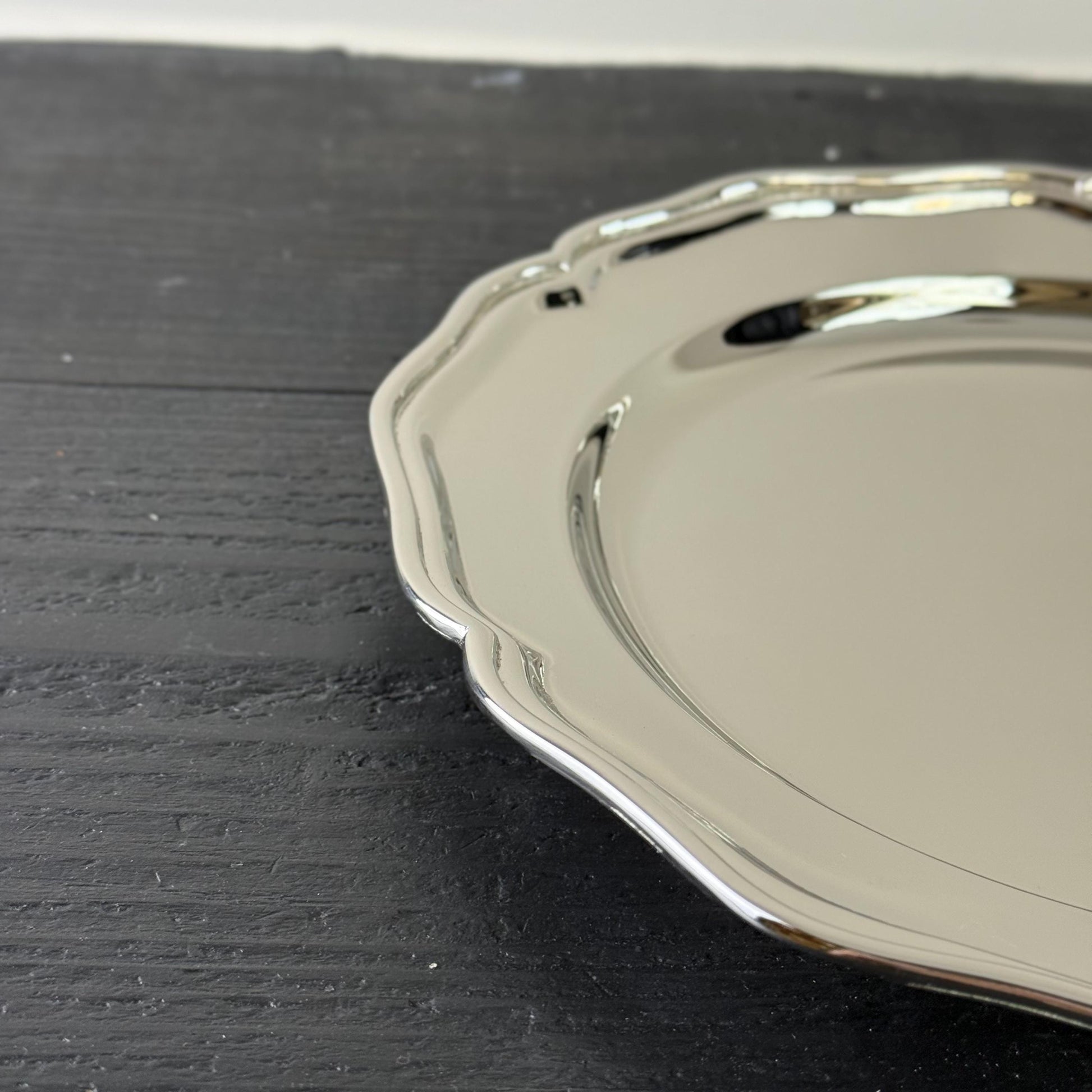 Maxlume ~ Solid Victorian Style Silver Finish Serving Cater Tray Mirror Finish