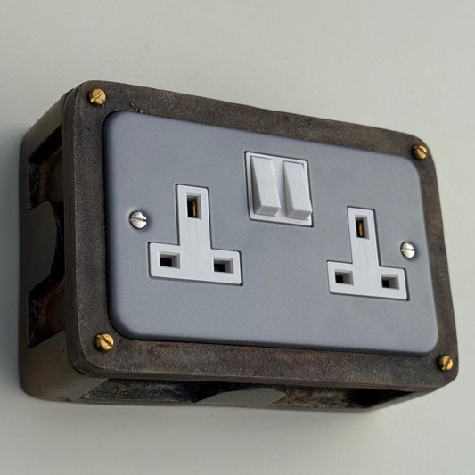 Grey Metal Clad Double Switched 13A Power Socket 230V 2 Gang 2G Socket Antique Brass Conduit Switch Industrial