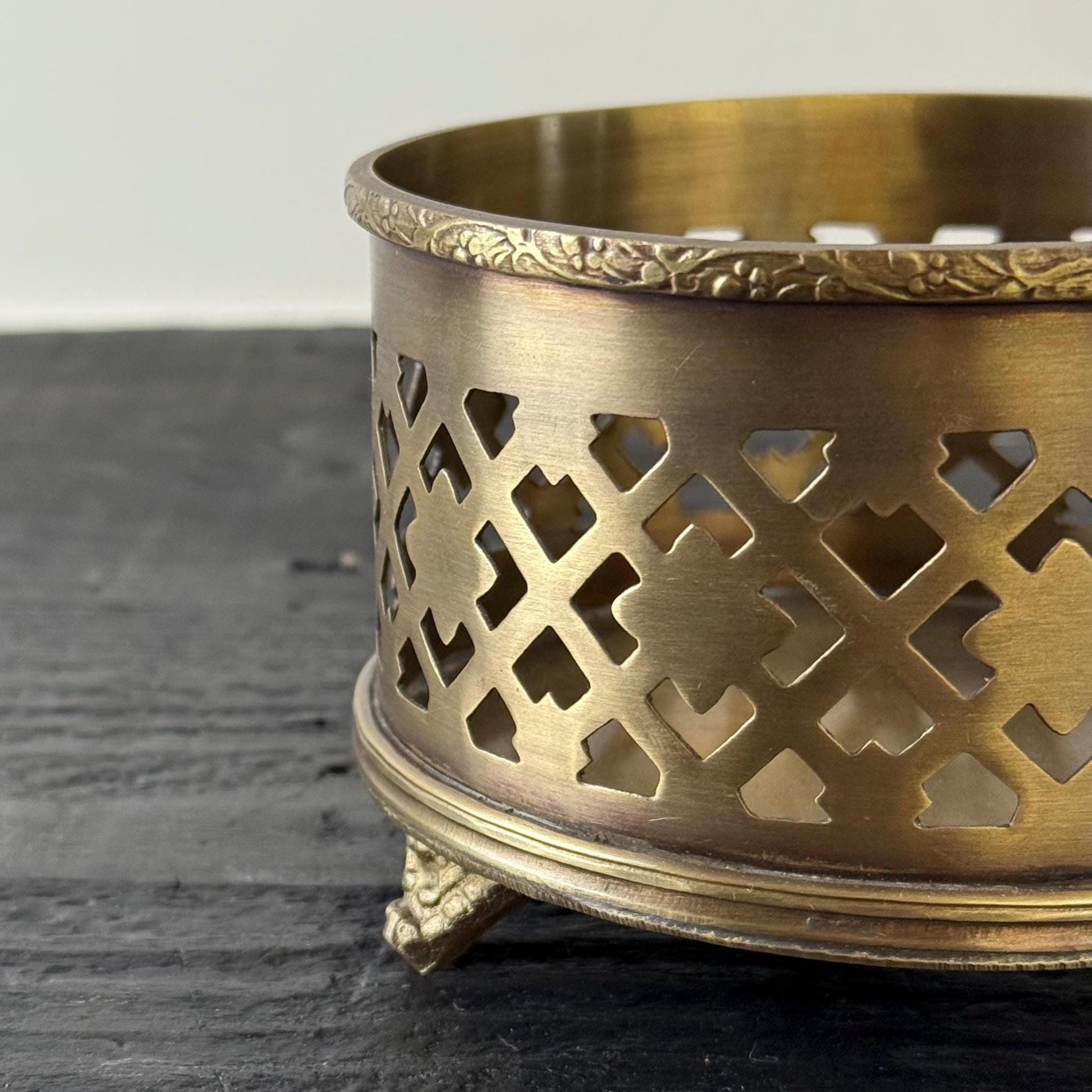 Luxury Vintage Antique Brass Wine Holder Ornante Bottle Stand Barware