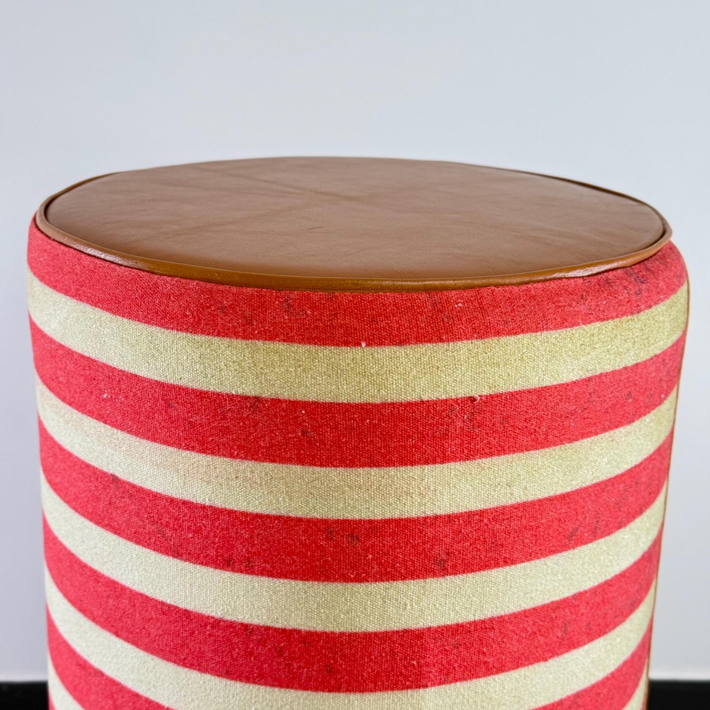 Stars & Stripes Flag Of The United States USA Pouf Solid Base Genuine Leather | Vintage Style | Floor Standing | Door Stop pouffe