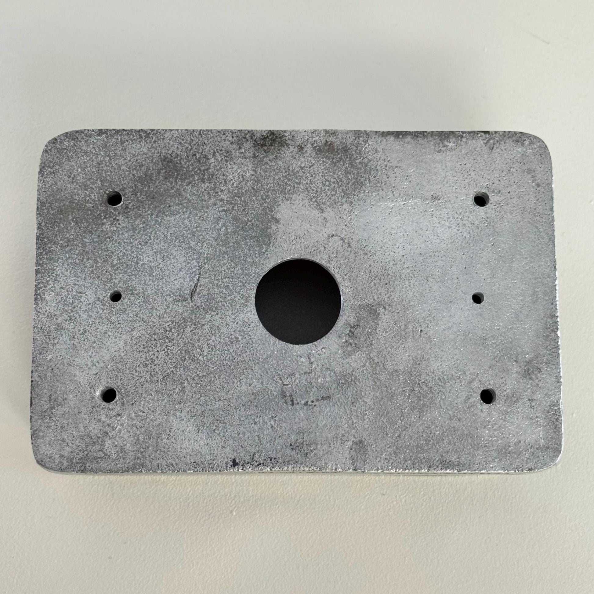 Antique Brass Double Switched 13A Power Socket 230V 13A 2 Gang 2G Solid Cast Metal Conduit Industrial