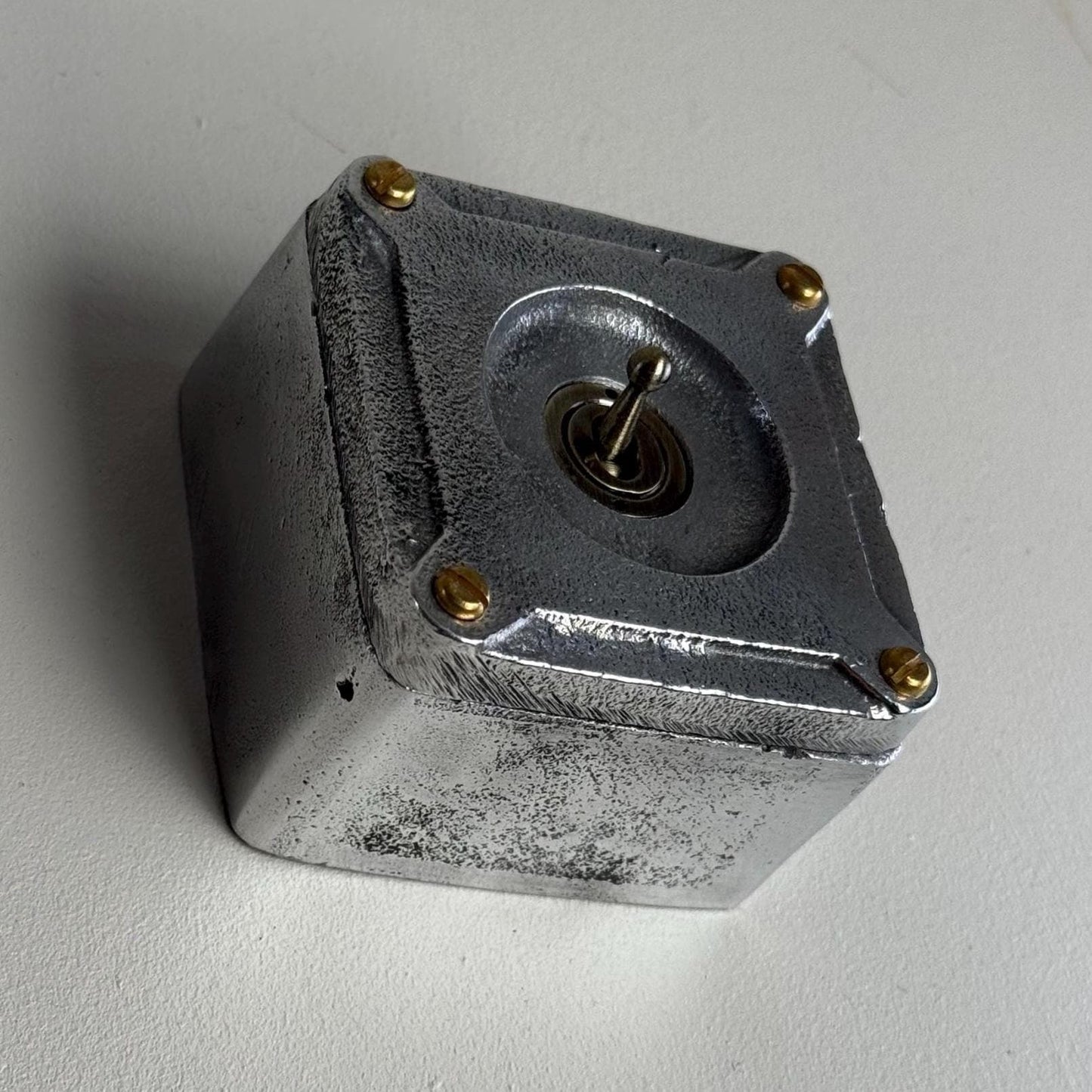 Single Gang 2 Way Conduit Surface Mounting Light Switch Solid Cast Metal Industrial ~ BS EN Approved Vintage Britmac Style