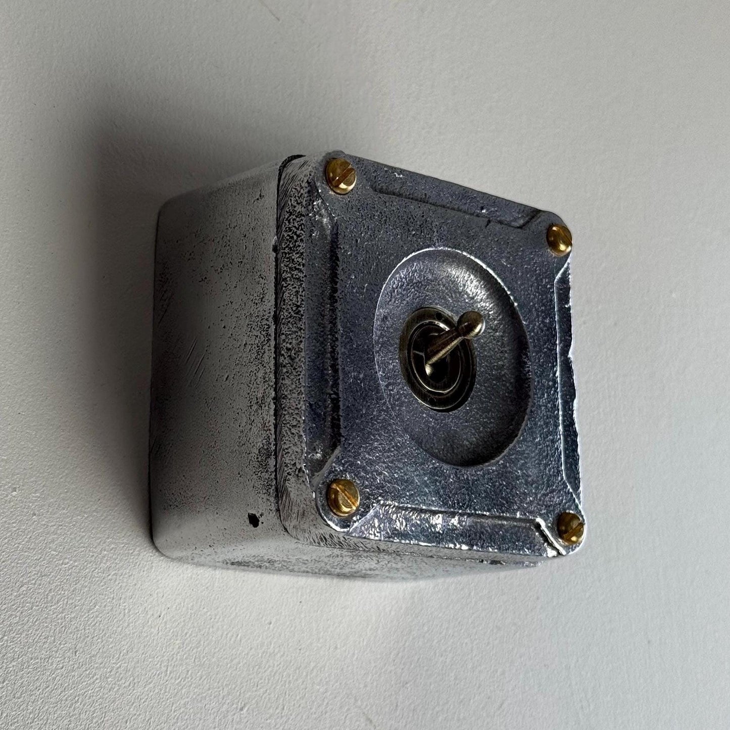 Single Gang 2 Way Conduit Surface Mounting Light Switch Solid Cast Metal Industrial ~ BS EN Approved Vintage Britmac Style
