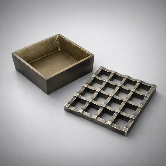 Antique Brass Handcrafted Cast Cigarette Ashtray - Vintage Style Cigar Holder