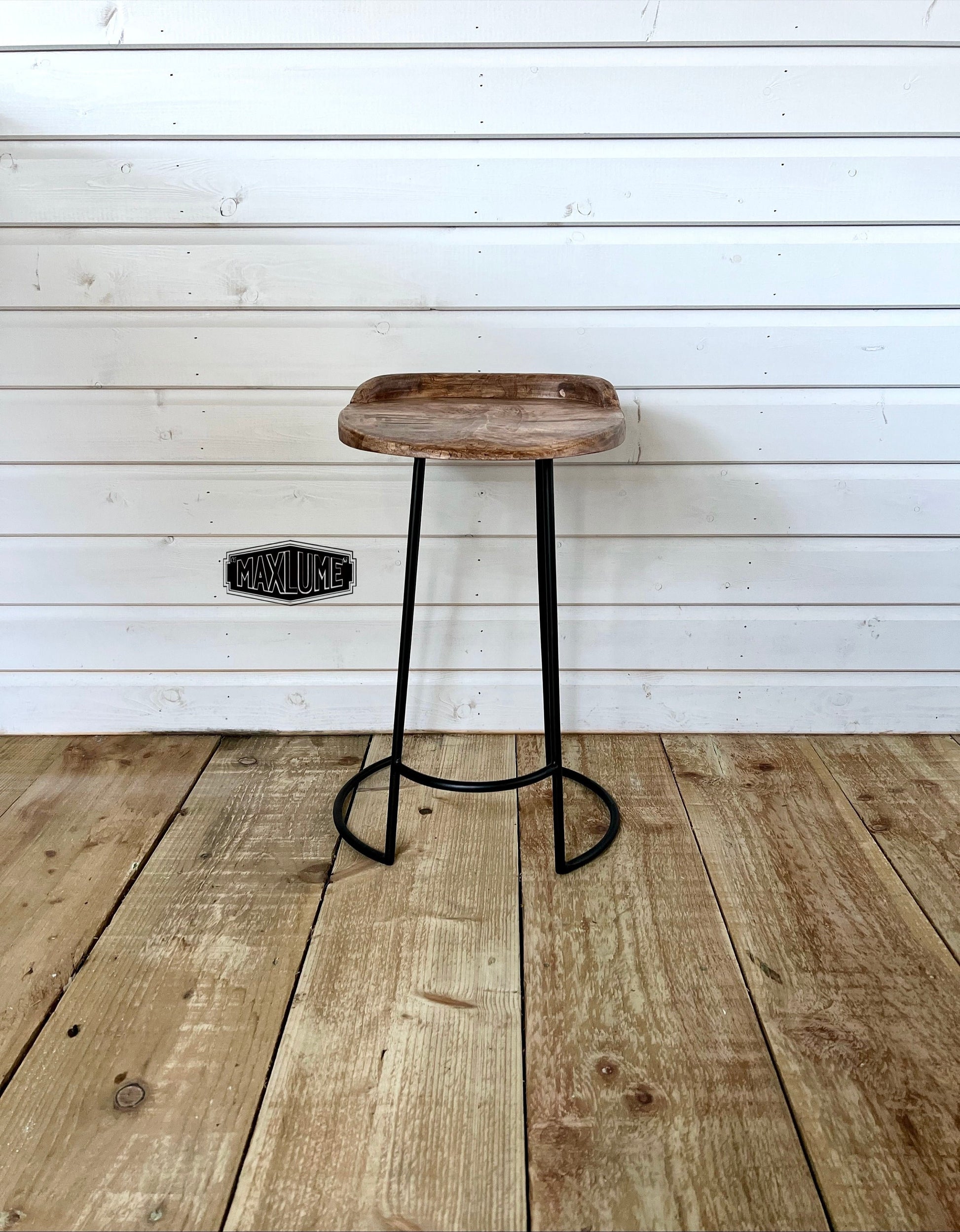 Solid Mango Short Wooden Top Bar Stool | Vintage Style | Floor Standing | Kitchen Black Cat Iron Metal | Industrial Tractor Seat
