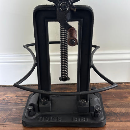 Maxlume ~ Industrial Solid Bar Stool Leather Base | Vintage Style | Solid Cast Metal | Floor Standing