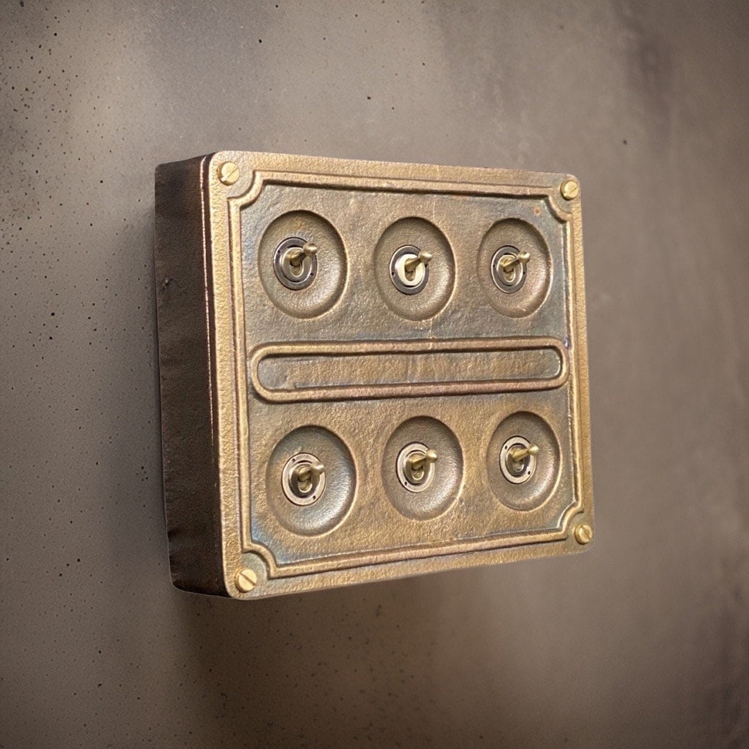 6 Gang 2 Way Bronze Solid Cast Metal Surface Mounting Conduit Light Switch Industrial - BS EN Approved Vintage Britmac Style